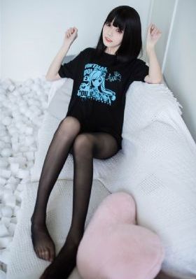 舰在亚丁湾